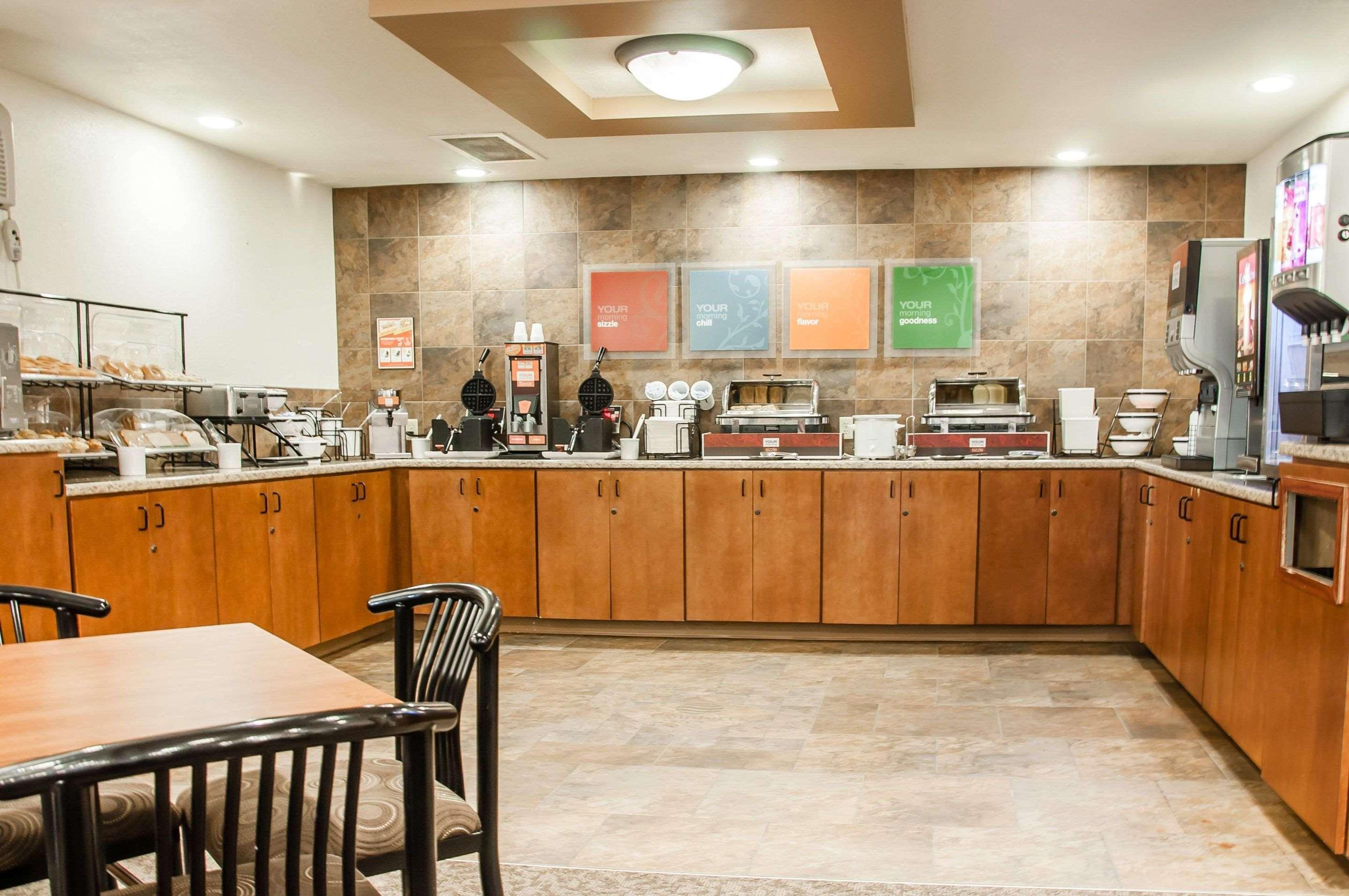 Comfort Inn Дикинсон Экстерьер фото